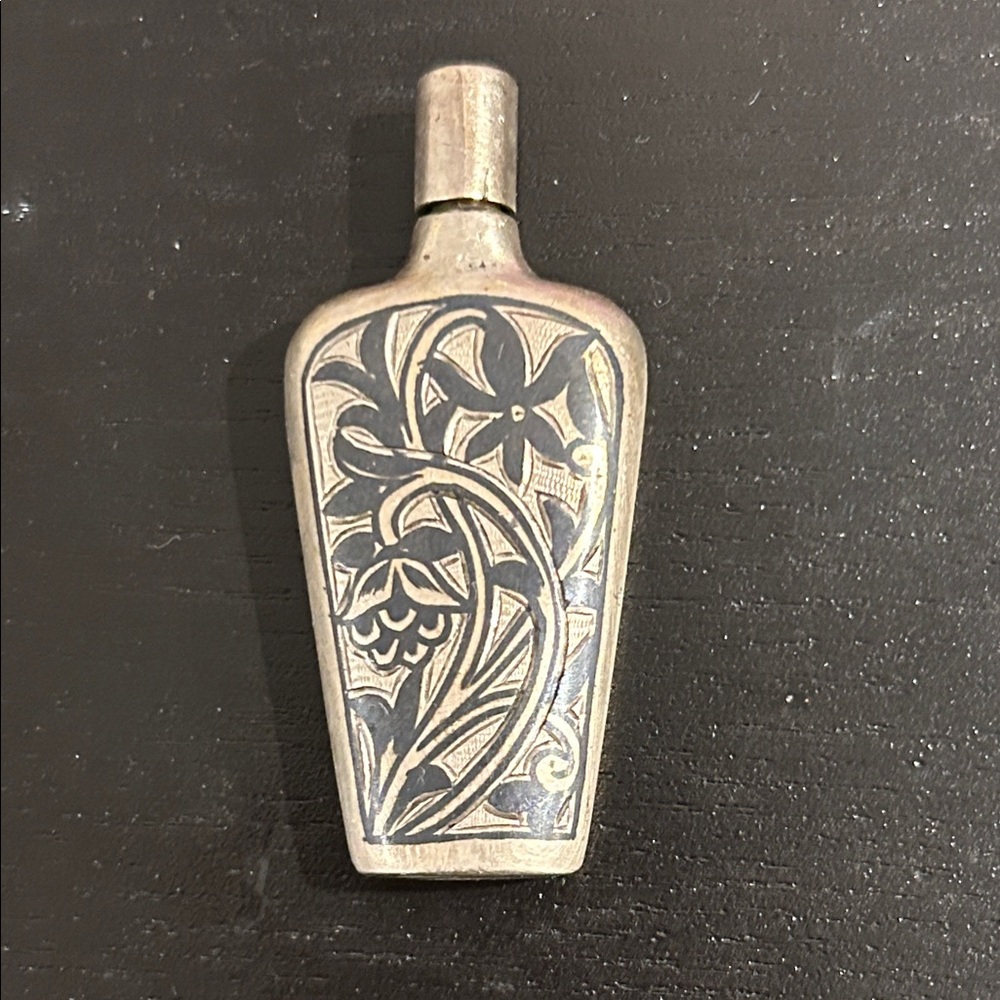Vintage Floral Engraved Silver Perfume Bottle ya